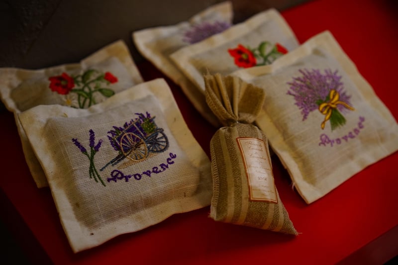 Organic Cotton Throw Pillows